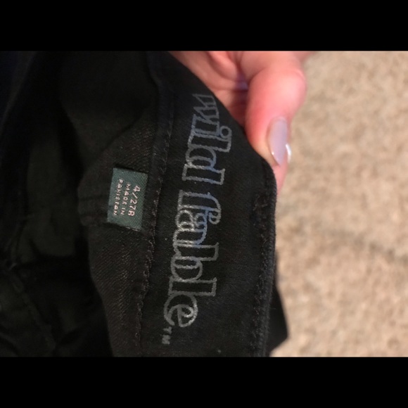 Black high rise jean shorts - Picture 4 of 6